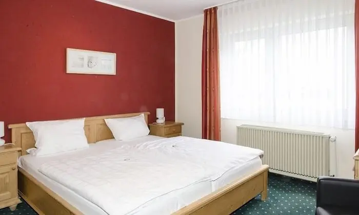 Tek Büyük Yataklı Oda