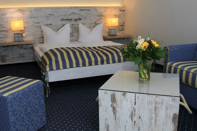 Oda, 1 Çift Kişilik Yatak, Sigara İçilmez, Bahçe Manzaralı