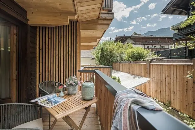 Standard Tek Büyük Yataklı Oda, Balkon (Enzian)