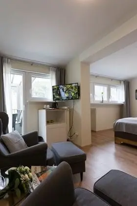 Superior Tek Büyük Yataklı Oda, Banyolu/Duşlu, Nehir Manzaralı