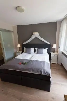 Superior Tek Büyük Yataklı Oda, Banyolu/Duşlu, Nehir Manzaralı