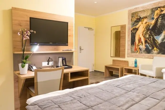 Deluxe Üç Kişilik Oda