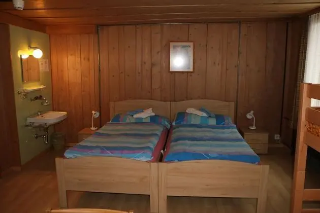 Family Dört Kişilik Oda, Ortak Banyo, Dağ Manzaralı