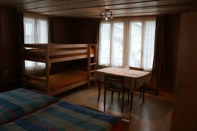 Family Dört Kişilik Oda, Ortak Banyo, Dağ Manzaralı