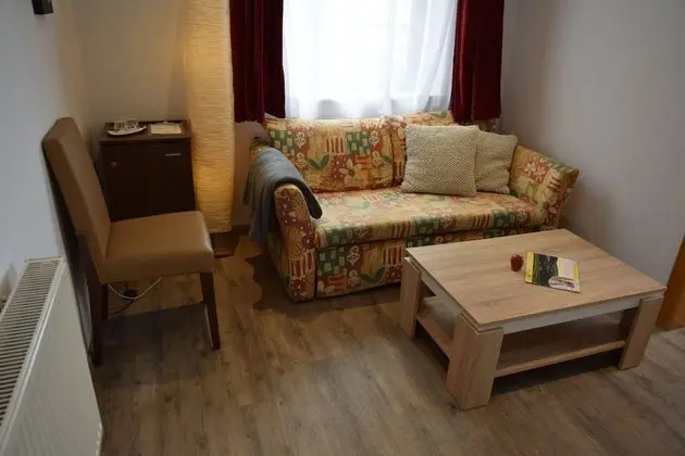 Comfort Tek Büyük Yataklı Oda