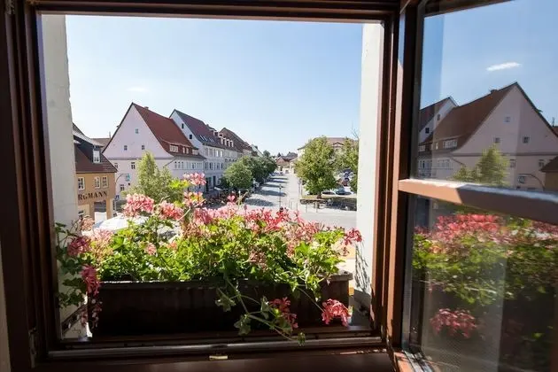 Tek Büyük Yataklı Oda, Şehir Manzaralı