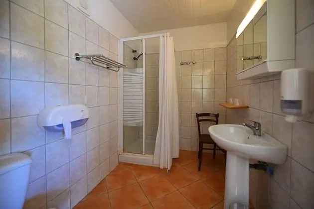 Dört Kişilik Oda, Özel Banyo