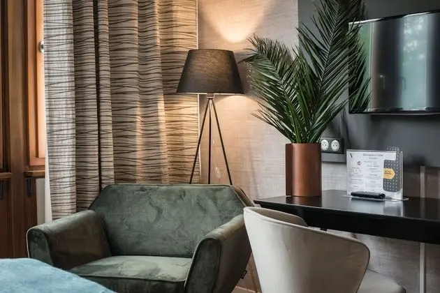 Classic Tek Büyük Yataklı Oda