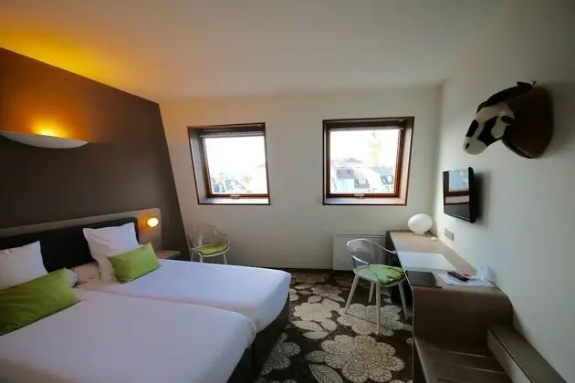 Classic Tek Büyük Yataklı Oda