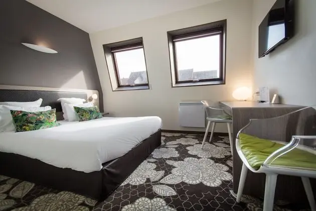 Classic Tek Büyük Yataklı Oda