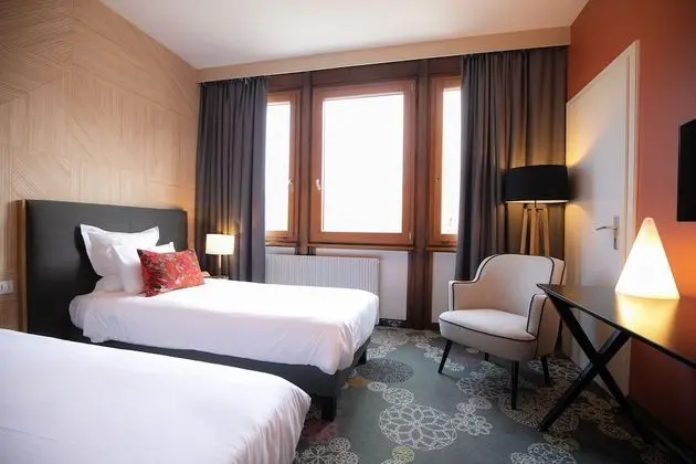 Classic Tek Büyük Yataklı Oda