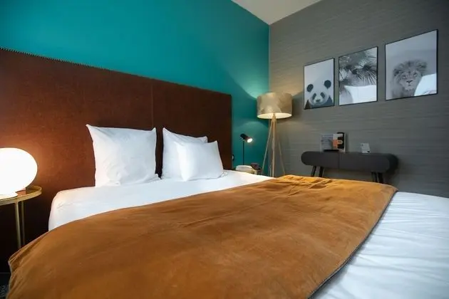 Classic Tek Büyük Yataklı Oda