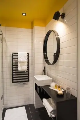 Classic Tek Büyük Yataklı Oda