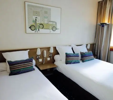 Classic Üç Kişilik Oda