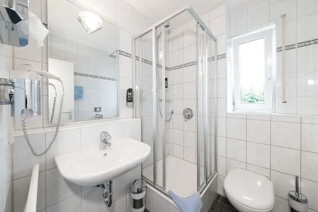 Comfort Tek Büyük Yataklı Oda