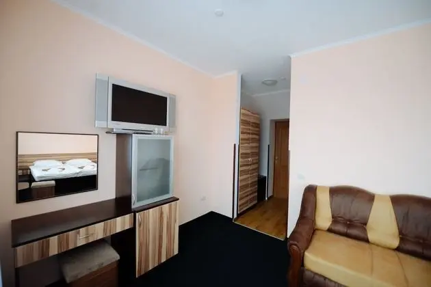 Junior Süit, Sigara İçilmez