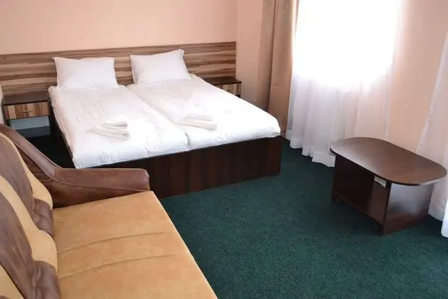 Junior Süit, Sigara İçilmez