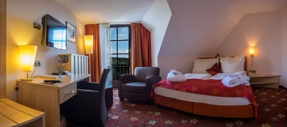 Comfort Tek Büyük Yataklı Oda