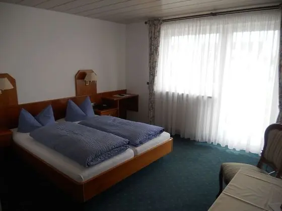 Tek Büyük Yataklı Oda, Balkon