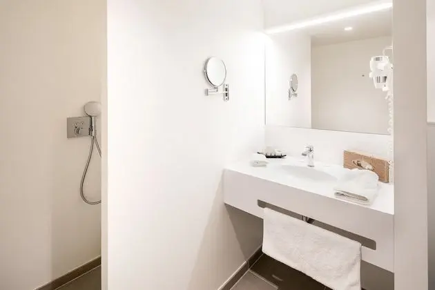 Superior Tek Büyük Yataklı Oda