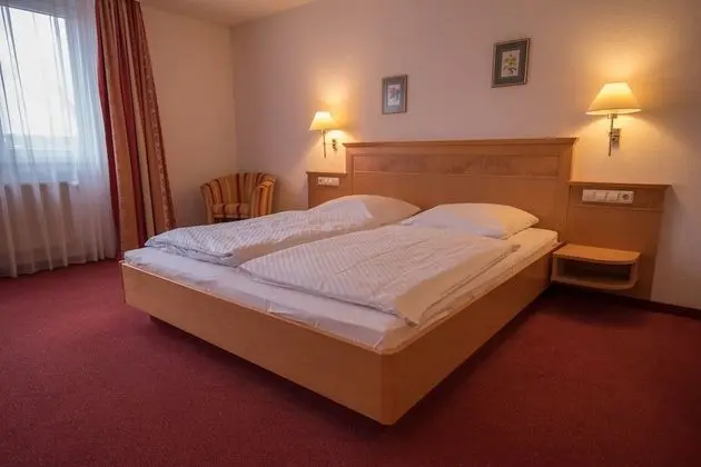 Tek Büyük Yataklı Oda