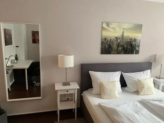 Tek Büyük Yataklı Oda