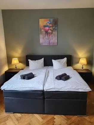 Tek Büyük Yataklı Oda