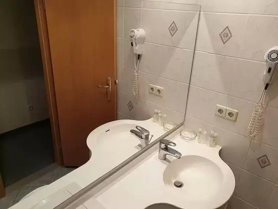 Tek Kişilik Oda