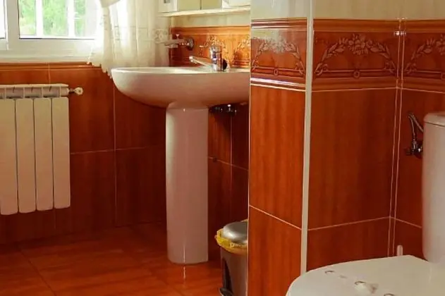 Basic Üç Kişilik Oda, Dağ Manzaralı