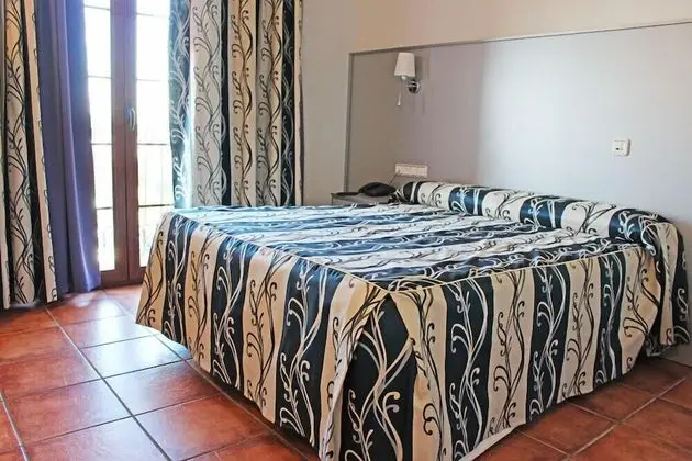 Standard Tek Büyük veya İki Ayrı Yataklı Oda, Engellilere Uygun