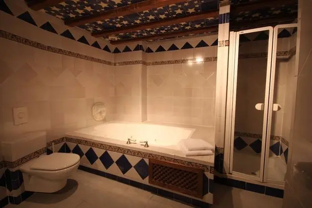 Superior Oda, 1 Büyük (Queen) Boy Yatak