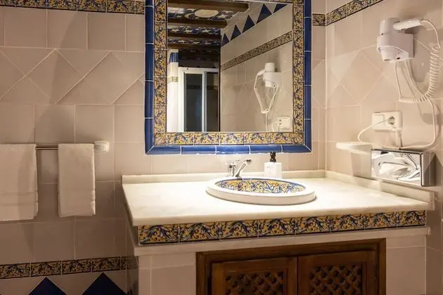 Superior Oda, 1 Büyük (Queen) Boy Yatak