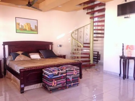 Deluxe Süit, Birden Çok Yatak, Sigara İçilmez