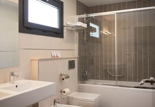 Tek Büyük veya İki Ayrı Yataklı Oda