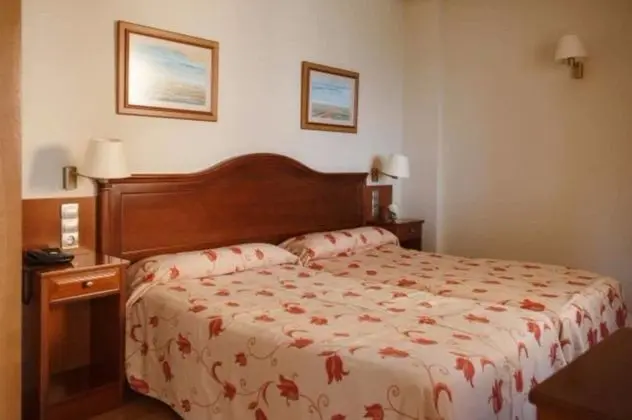 Üç Kişilik Oda (New Area)