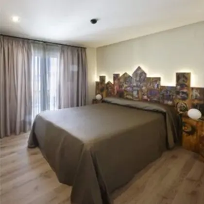 Tek Büyük veya İki Ayrı Yataklı Oda