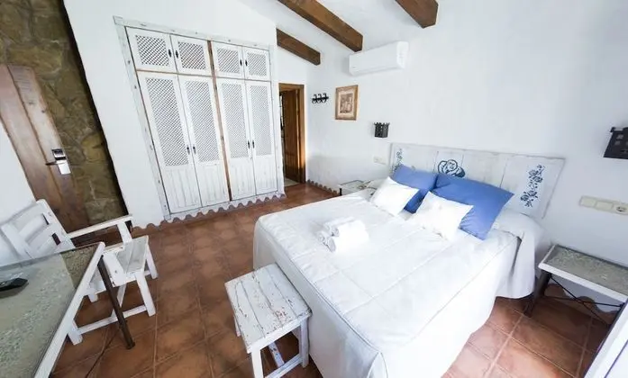 Design Tek Büyük Yataklı Oda