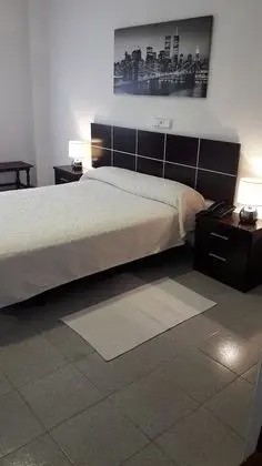 Tek Büyük Yataklı Oda, 1 Çift Kişilik Yatak