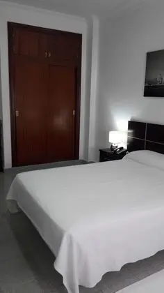 Tek Büyük Yataklı Oda, 1 Çift Kişilik Yatak