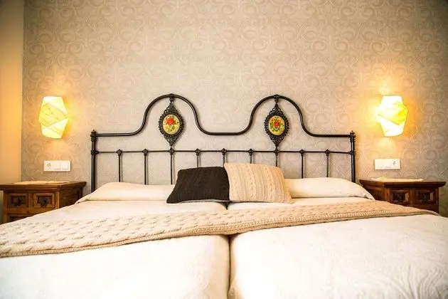 Tek Büyük Yataklı Oda (I)