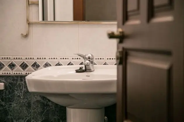 Tek Büyük Yataklı Oda (I)