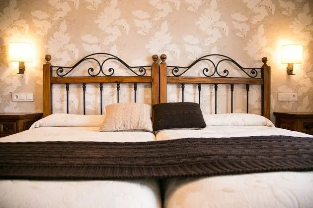 Tek Büyük Yataklı Oda (II)