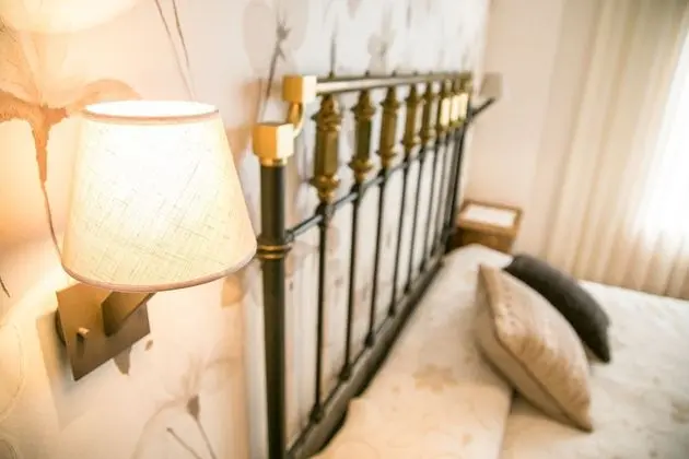 Tek Büyük Yataklı Oda (III)