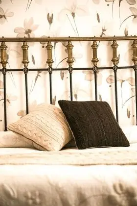 Tek Büyük Yataklı Oda (III)