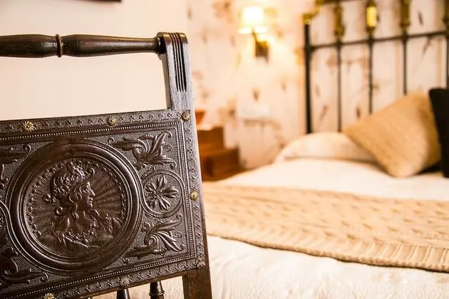 Tek Büyük Yataklı Oda (III)