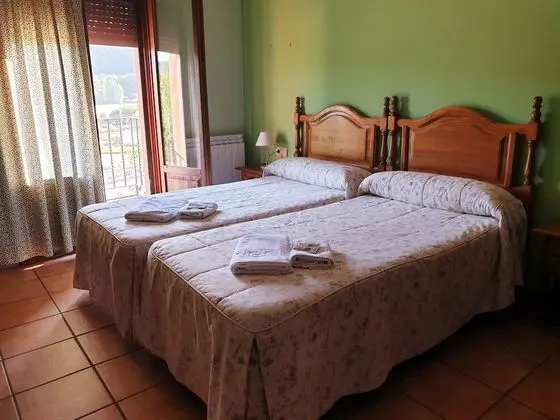 Tek Büyük Yataklı Oda