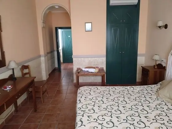 Tek Büyük Yataklı Oda