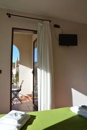 Tek Büyük Yataklı Oda, Dağ Manzaralı