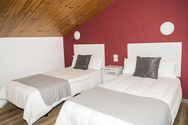 Tek Büyük veya İki Ayrı Yataklı Oda