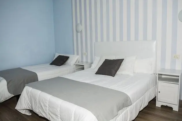 Tek Büyük veya İki Ayrı Yataklı Oda